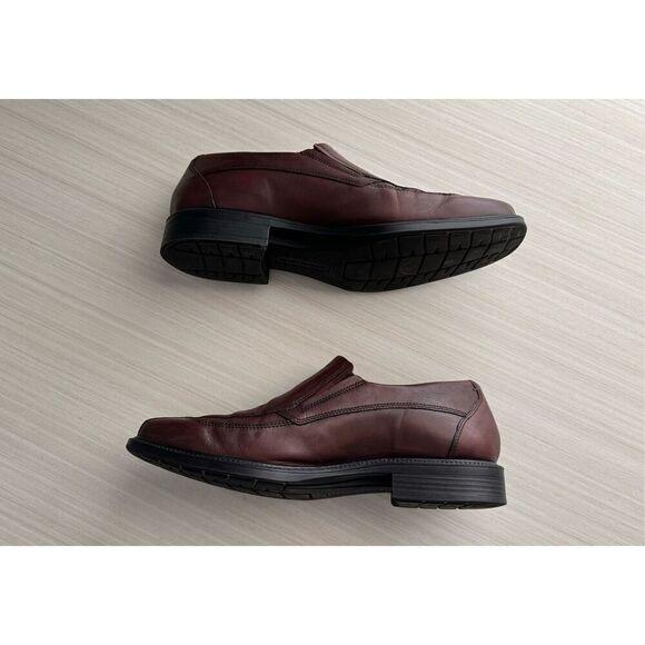 Bostonian Leather Slip-On Loafers, size 9.5M - Picture 3 of 13